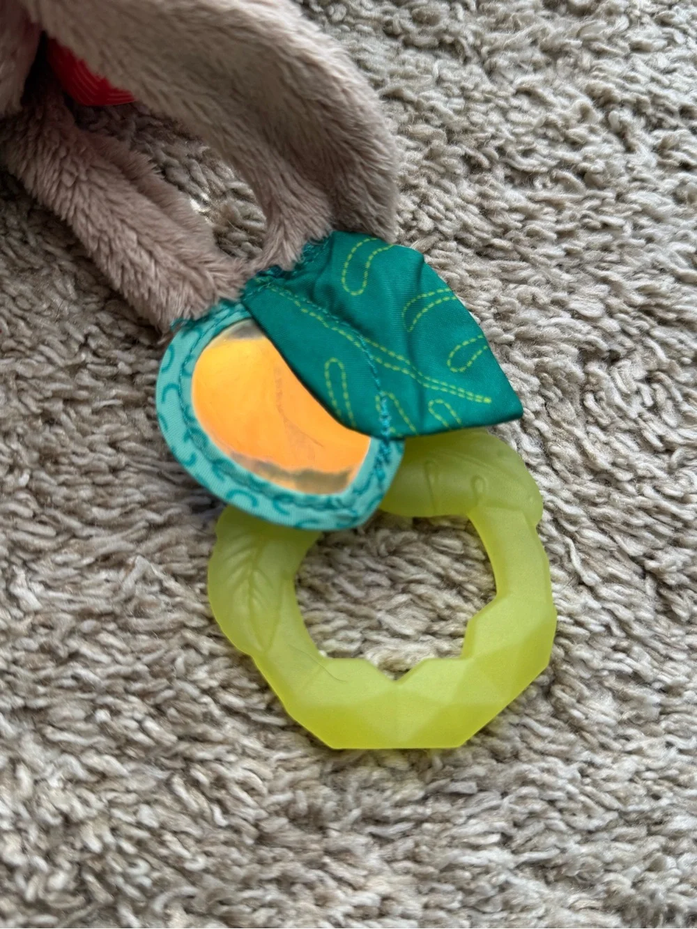 Infantino Plush Sloth Pull-Down Musical Baby Toy Teether Sensory Crinkle Rings
